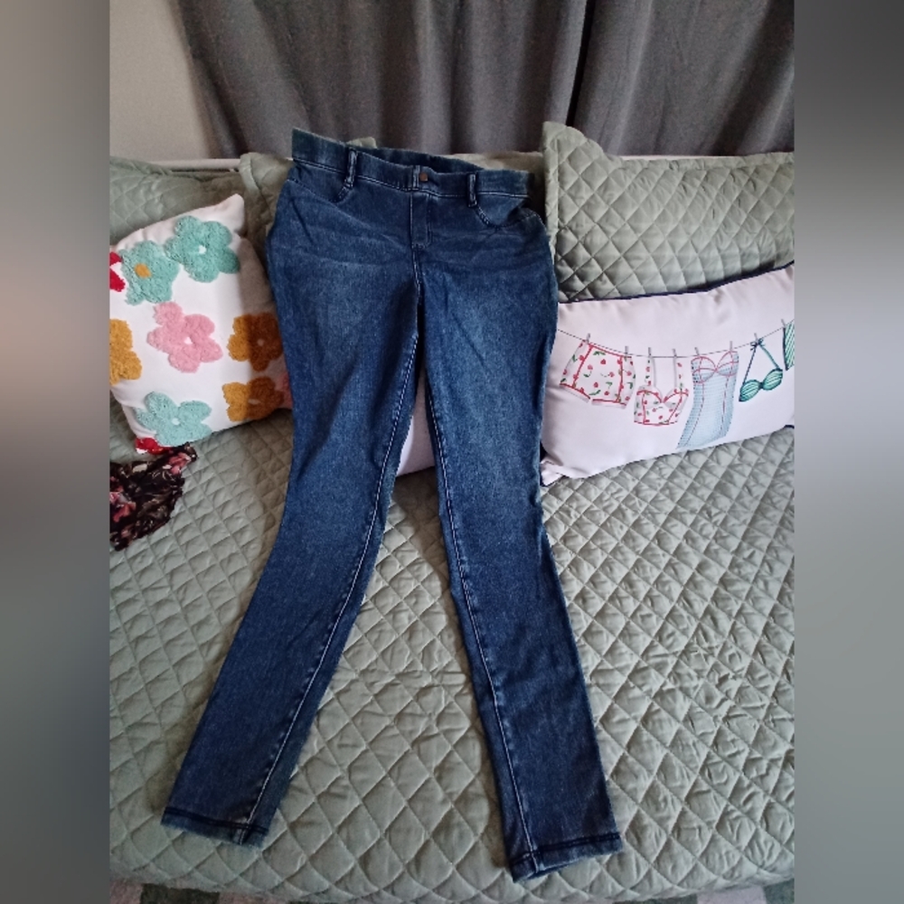 Classic Blue Women's Jeans